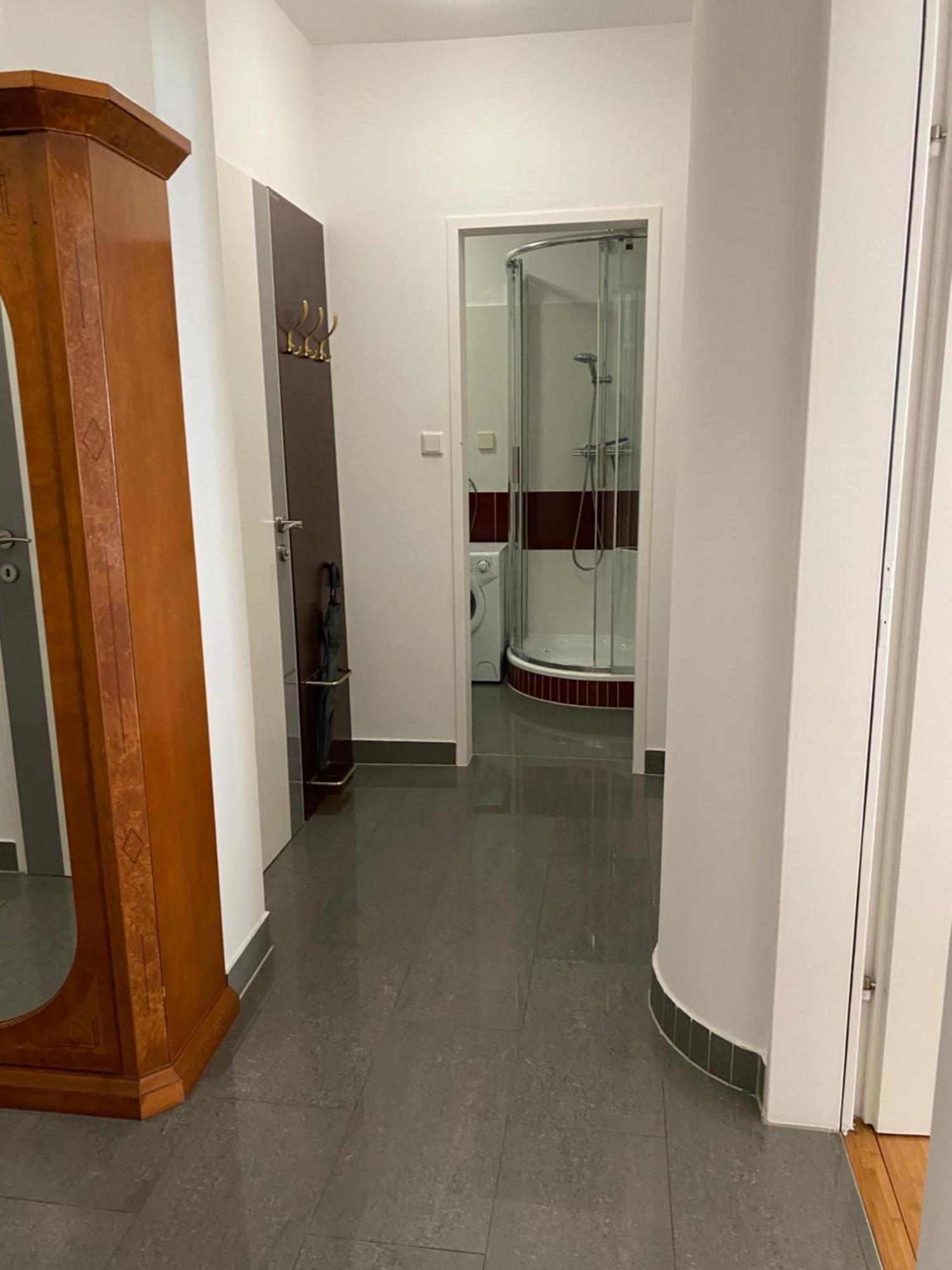 Apartment Grazbachgasse - Gratis Tiefgaragenplatz Zewnętrze zdjęcie